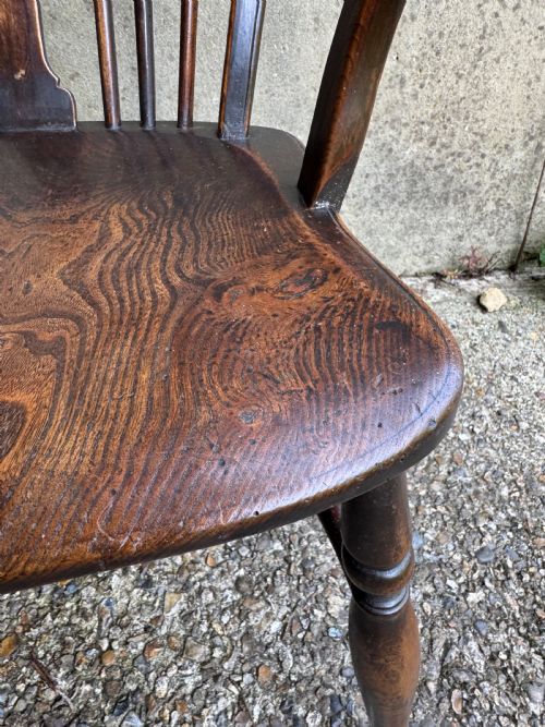 ANTIQUE WINDSOR ARMCHAIR - ADDITIONAL PHOTO 8