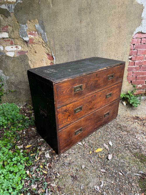 ANTIQUE CAMPAIGN CHEST OF DRAWERS - ADDITIONAL PHOTO 5