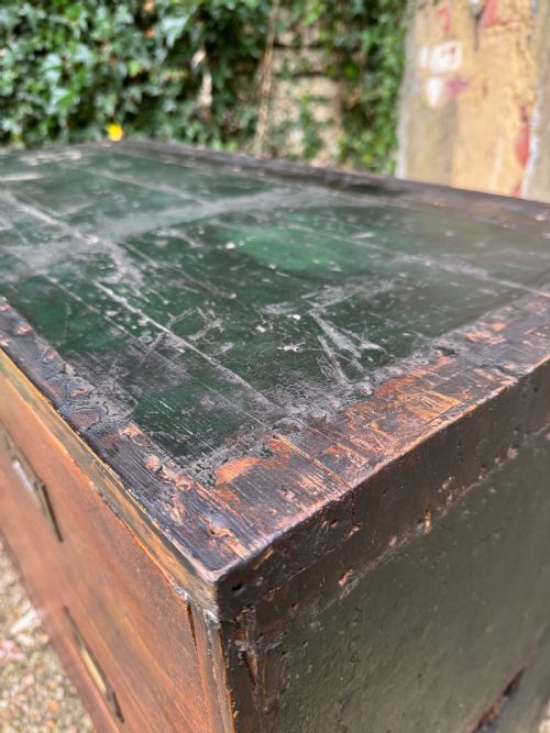 ANTIQUE CAMPAIGN CHEST OF DRAWERS - ADDITIONAL PHOTO 10