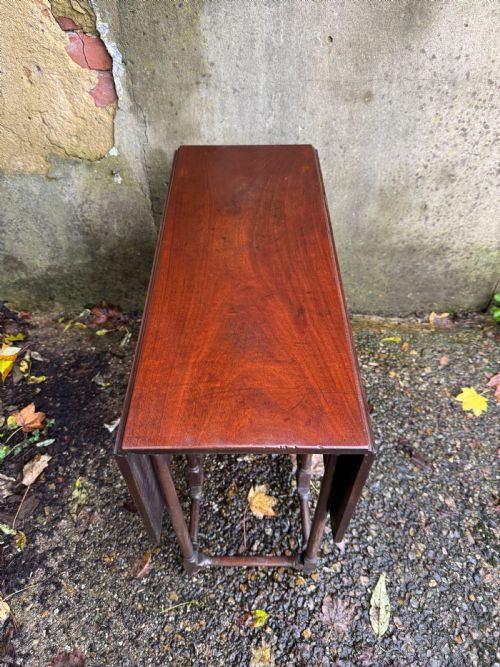 ANTIQUE SPIDER LEG TABLE - ADDITIONAL PHOTO 6