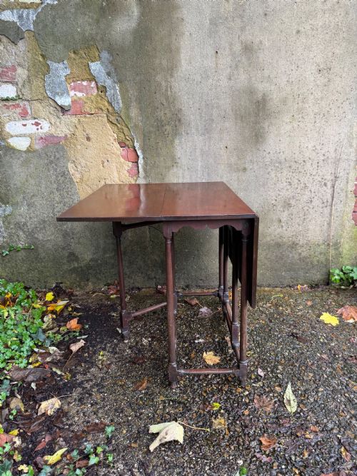 ANTIQUE SPIDER LEG TABLE - ADDITIONAL PHOTO 10