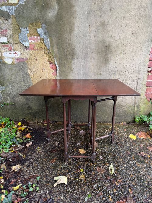 ANTIQUE SPIDER LEG TABLE - ADDITIONAL PHOTO 13