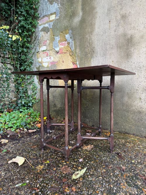 ANTIQUE SPIDER LEG TABLE - ADDITIONAL PHOTO 14