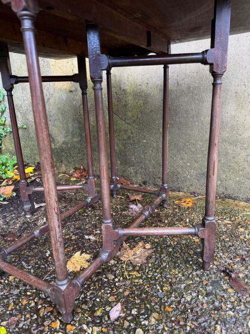 ANTIQUE SPIDER LEG TABLE - ADDITIONAL PHOTO 16