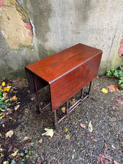 ANTIQUE SPIDER LEG TABLE - ADDITIONAL PHOTO 22