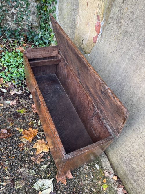 EARLY OAK COFFER - ADDITIONAL PHOTO 10