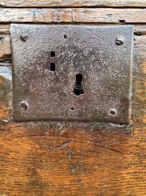 EARLY OAK COFFER - ADDITIONAL PHOTO 20