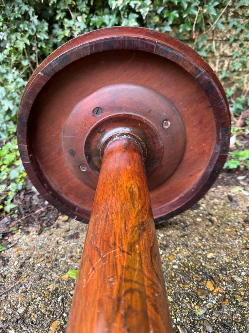 ANTIQUE LAMP TABLE - ADDITIONAL PHOTO 12