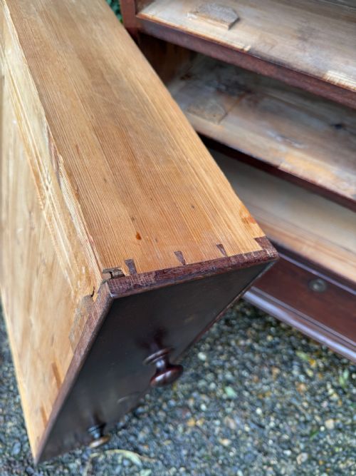 GEORGIAN CHEST OF DRAWERS - ADDITIONAL PHOTO 13