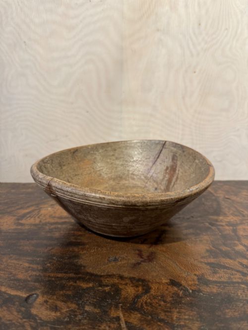 ANTIQUE WOODEN BOWL - ADDITIONAL PHOTO 7