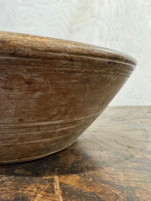 ANTIQUE WOODEN BOWL - ADDITIONAL PHOTO 8
