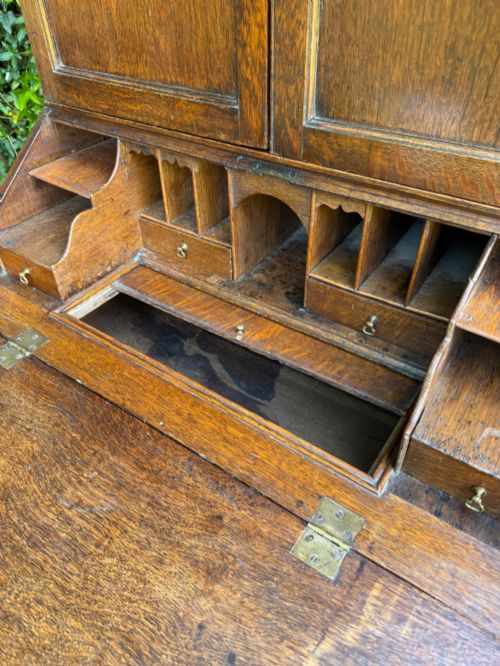 EARLY OAK BUREAU BOOKCASE - ADDITIONAL PHOTO 6