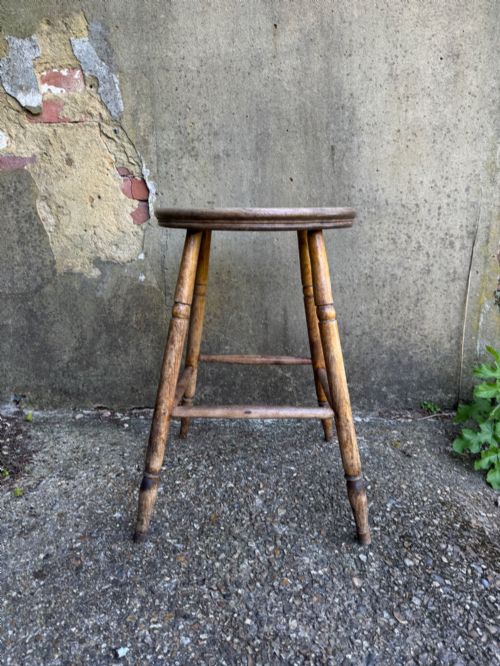 ANTIQUE SIDE TABLE - ADDITIONAL PHOTO 1