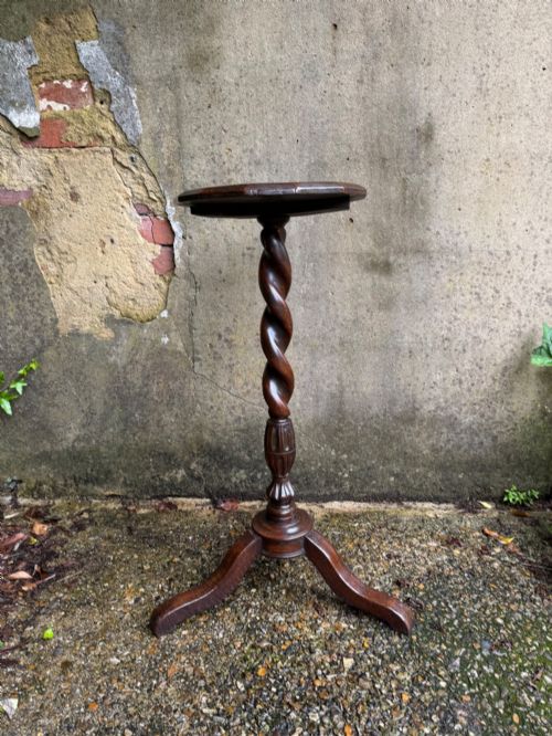 EARLY OAK SIDE TABLE - ADDITIONAL PHOTO 14