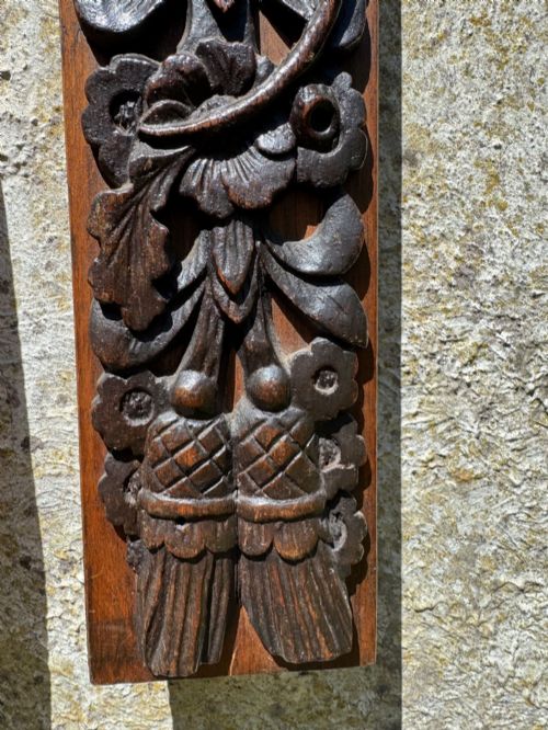 EARLY OAK CARVINGS - ADDITIONAL PHOTO 6