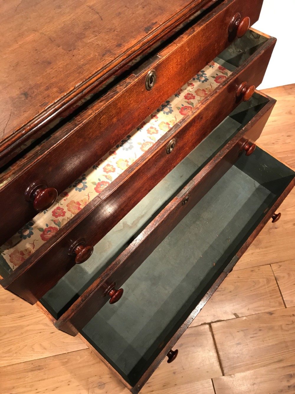 Antique oak chest of drawers  View IX