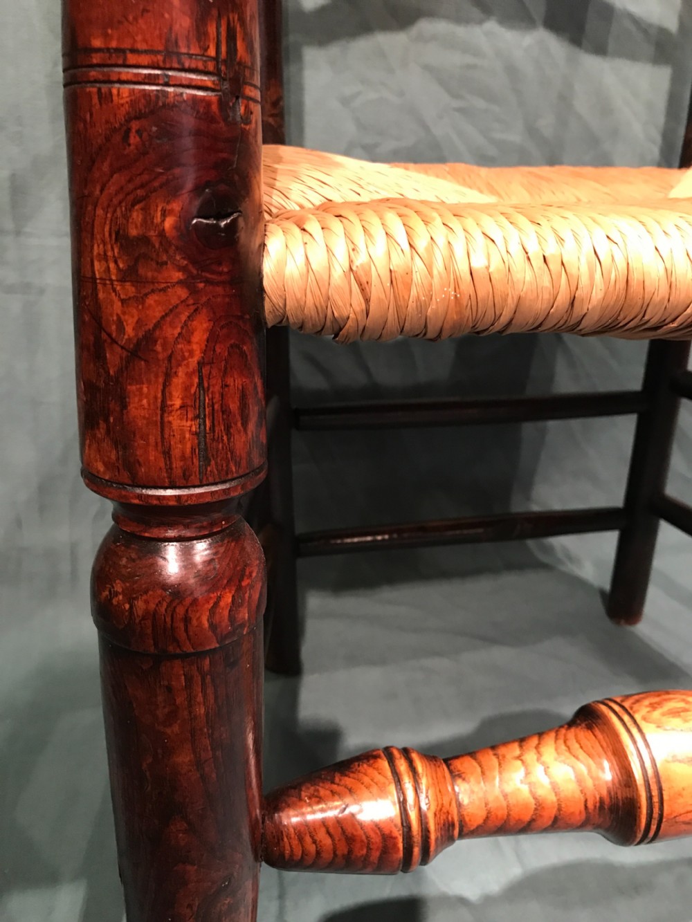 Antique country chair View V