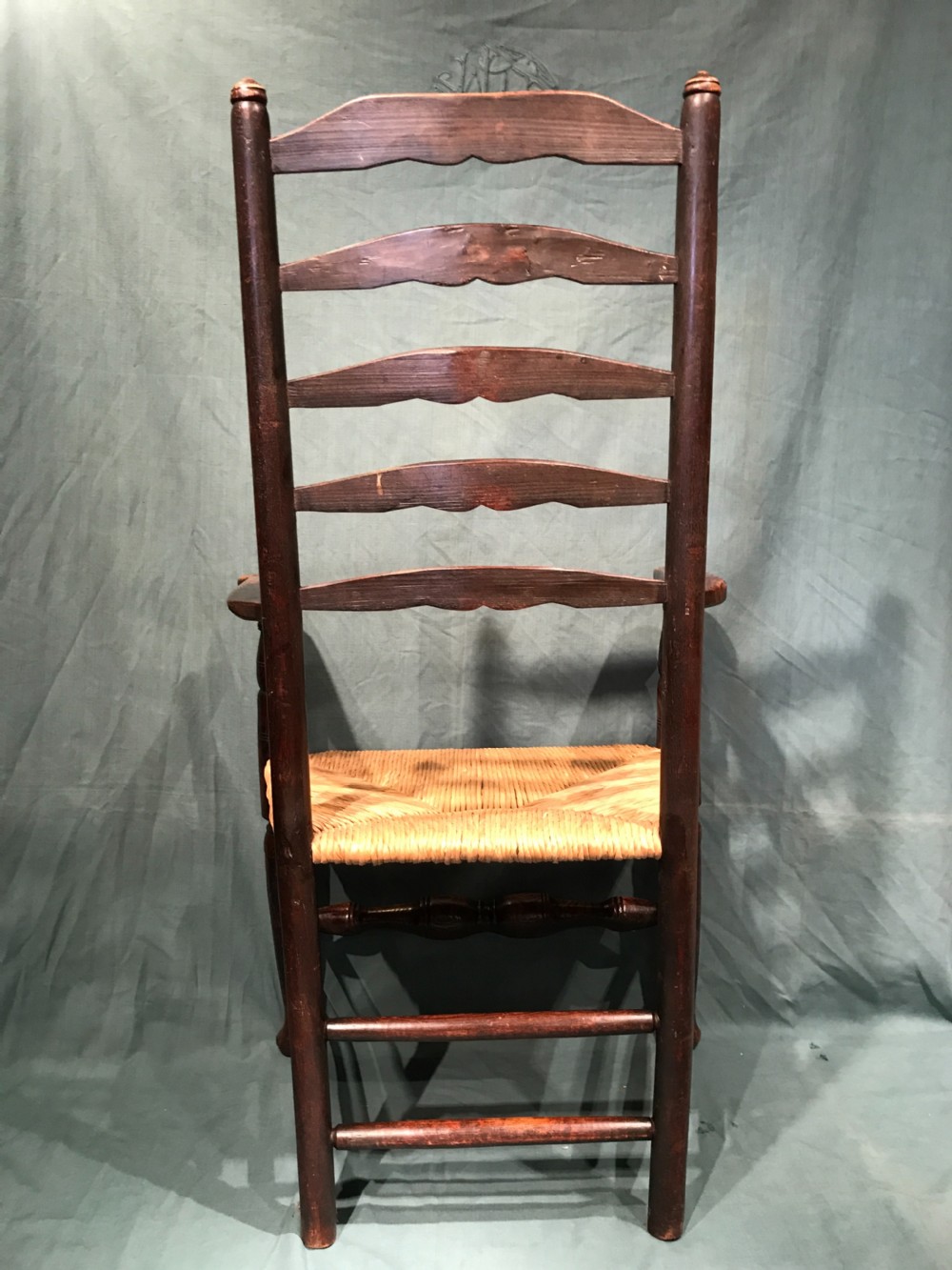 Antique country chair View X