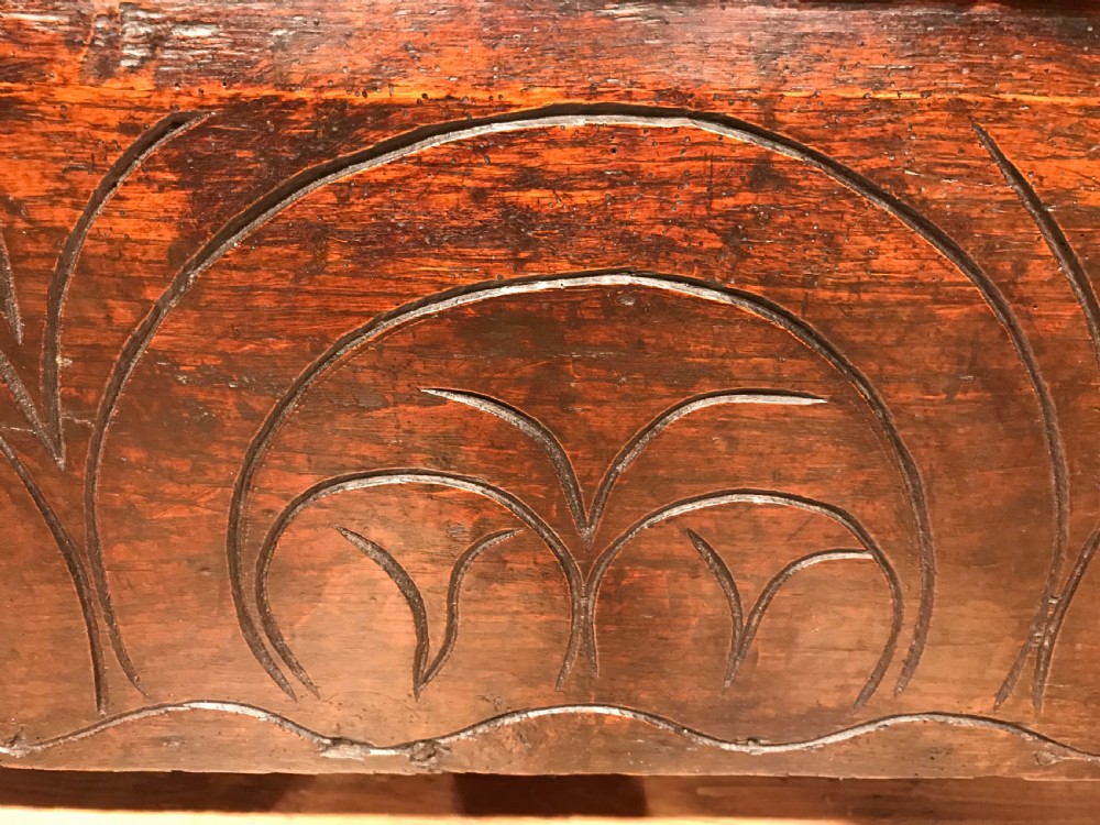 Antique oak coffer/chest View III
