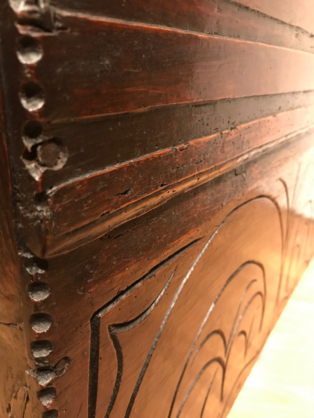 Antique oak coffer/chest View IX