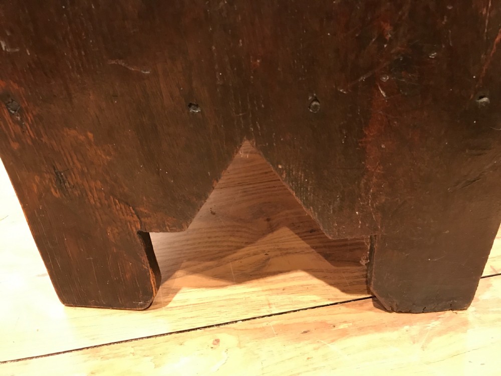 Antique oak coffer/chest View X