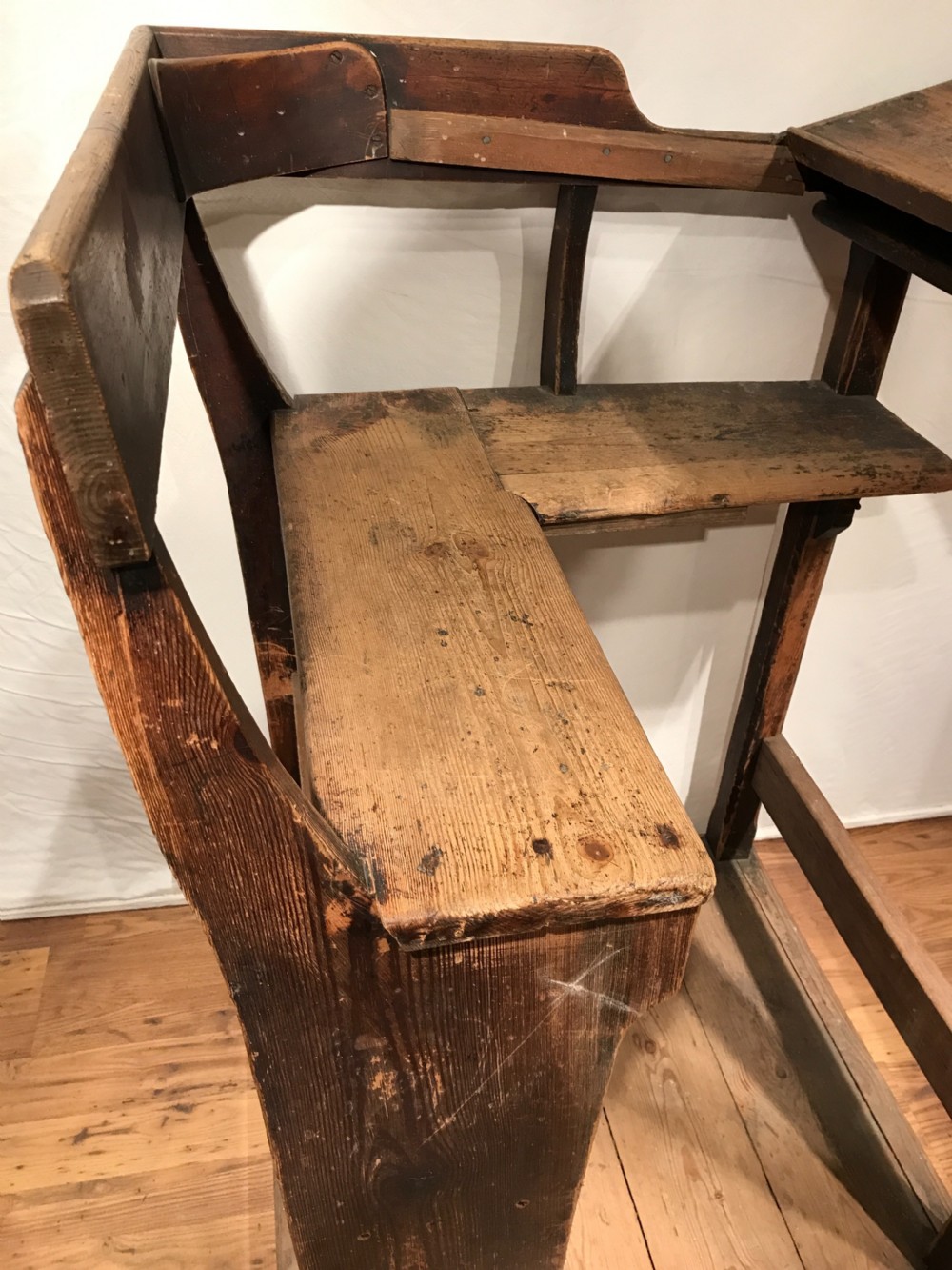 Antique pine desk View VIII