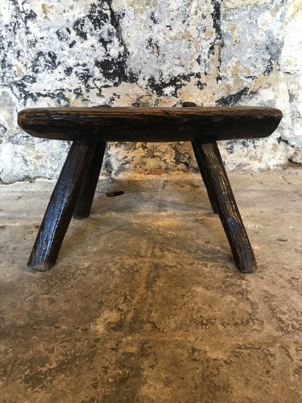Primitive Oak stool  View IV