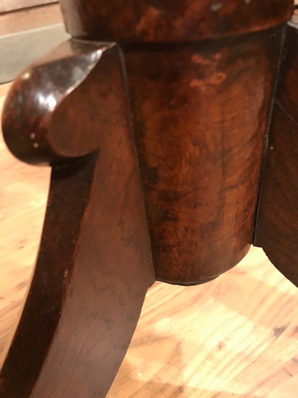 Oak side tilt top Table View IX