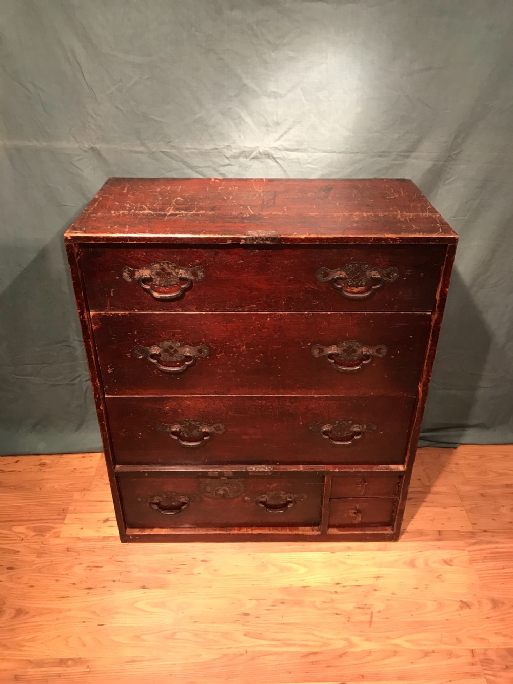 Painted Chest of Drawers  View V