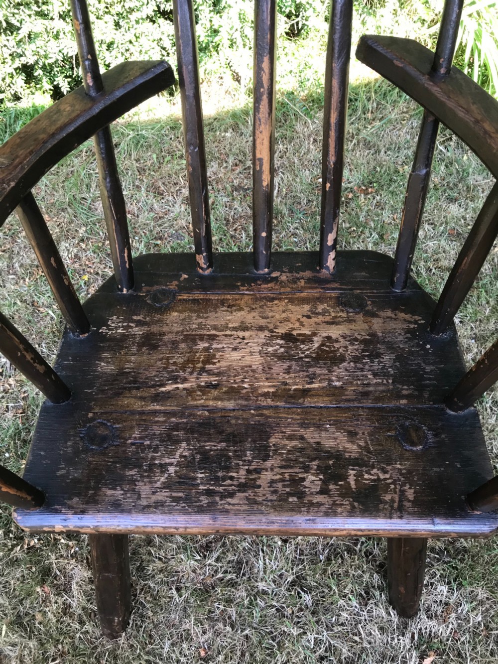 Antique primitive chair View IV
