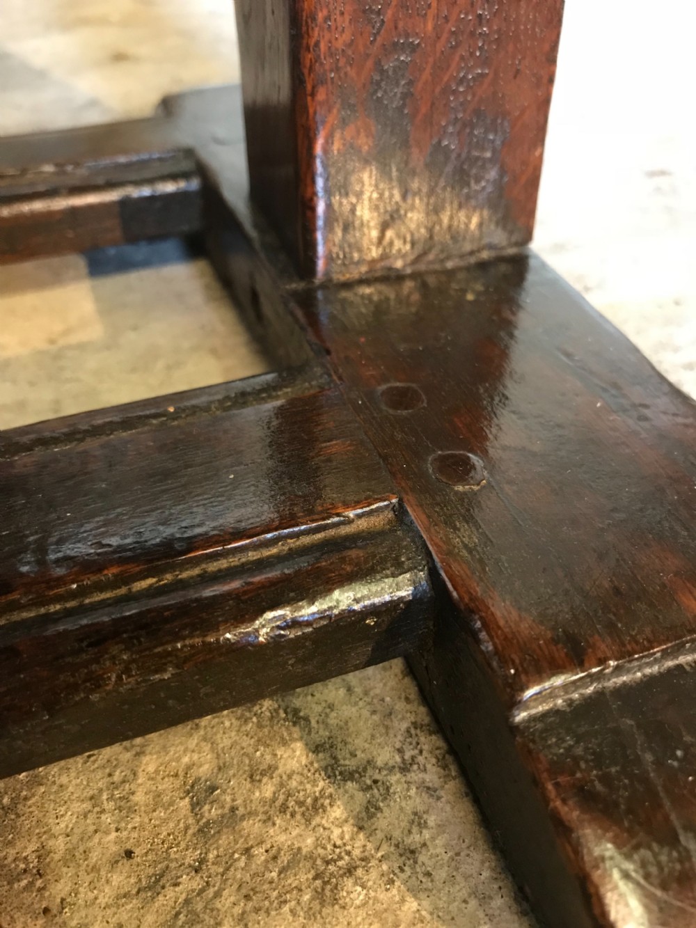 Oak gateleg side table View VII