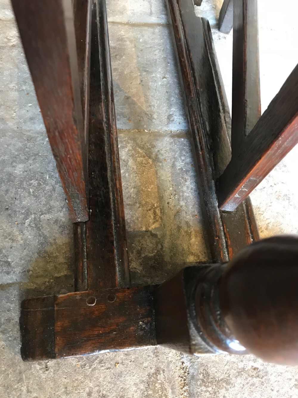 Oak gateleg side table View XII