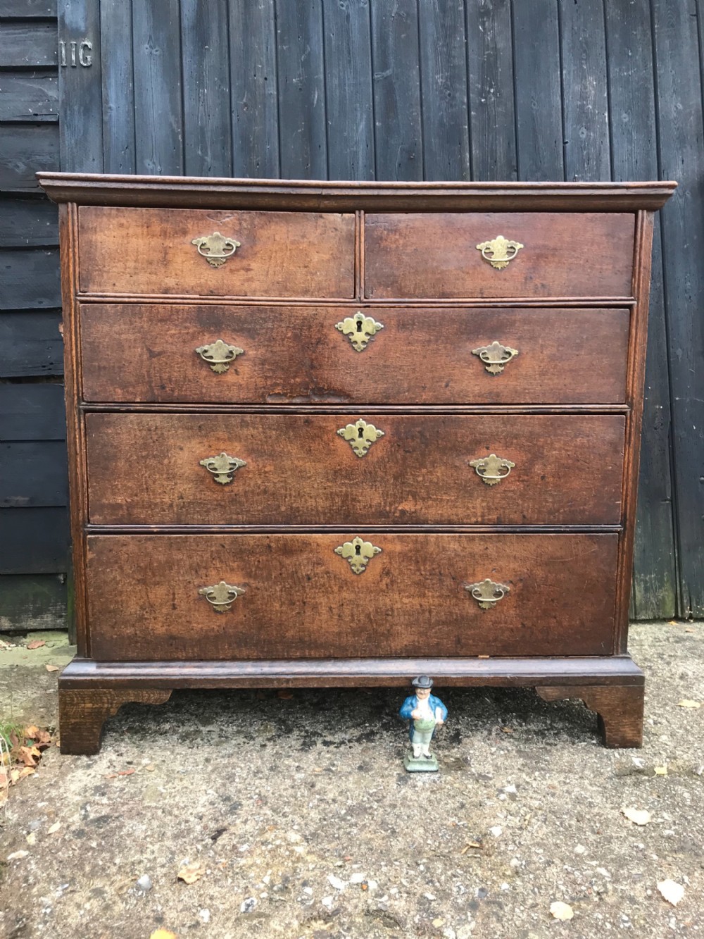 Georgian Oak Chest of Drawers 