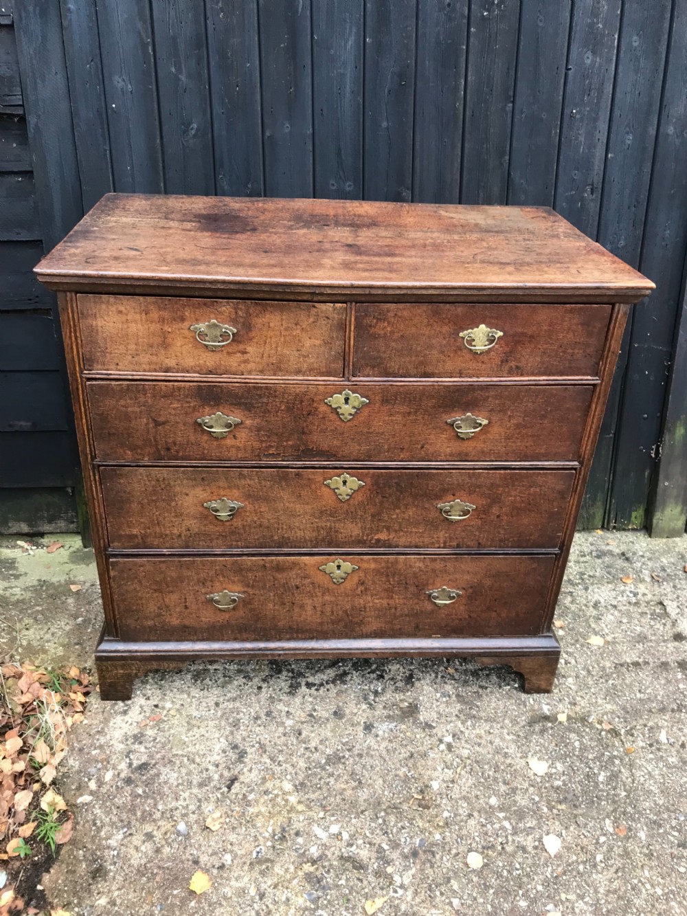 Georgian Oak Chest of Drawers  View IV