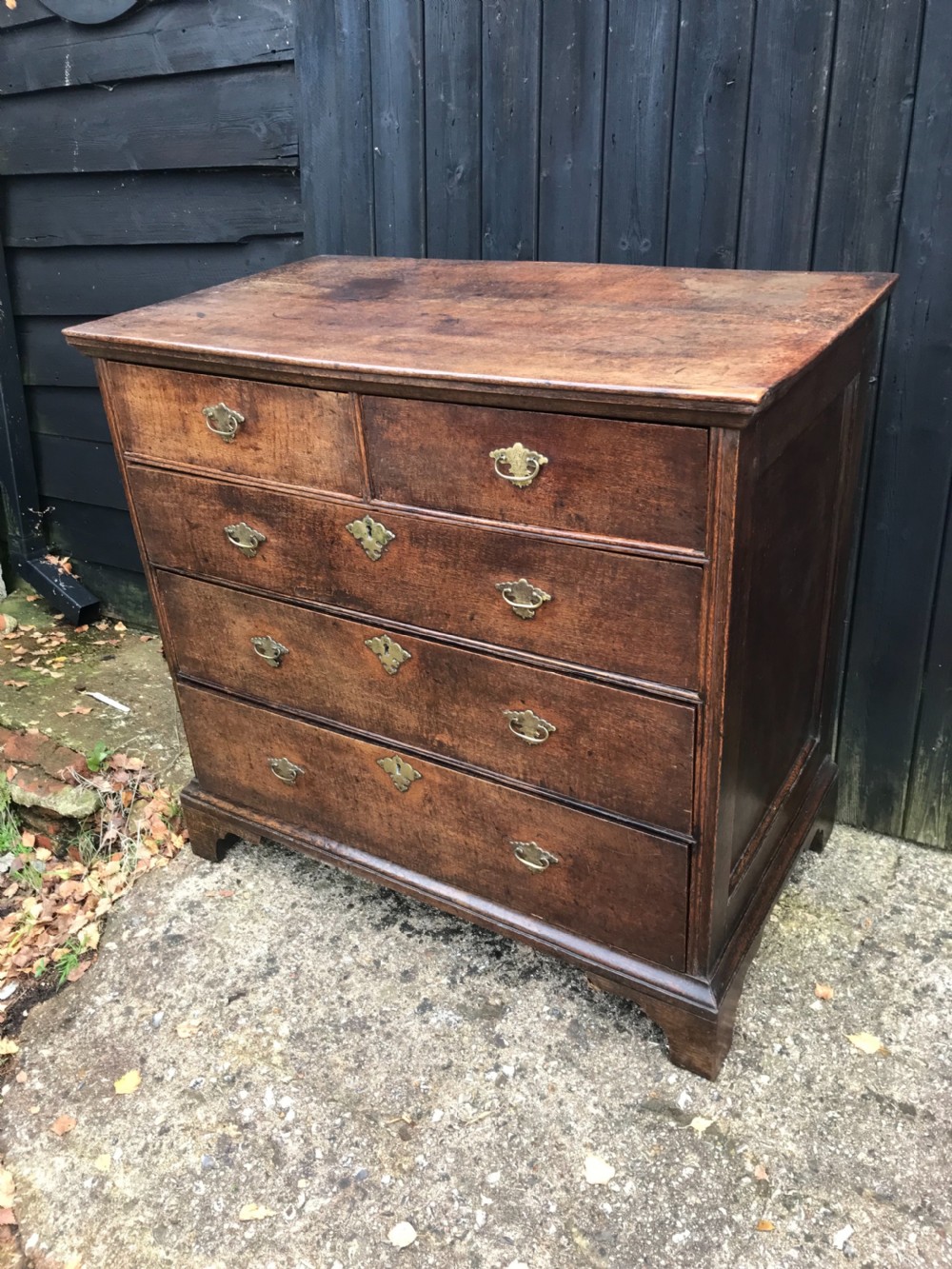 Georgian Oak Chest of Drawers  View V