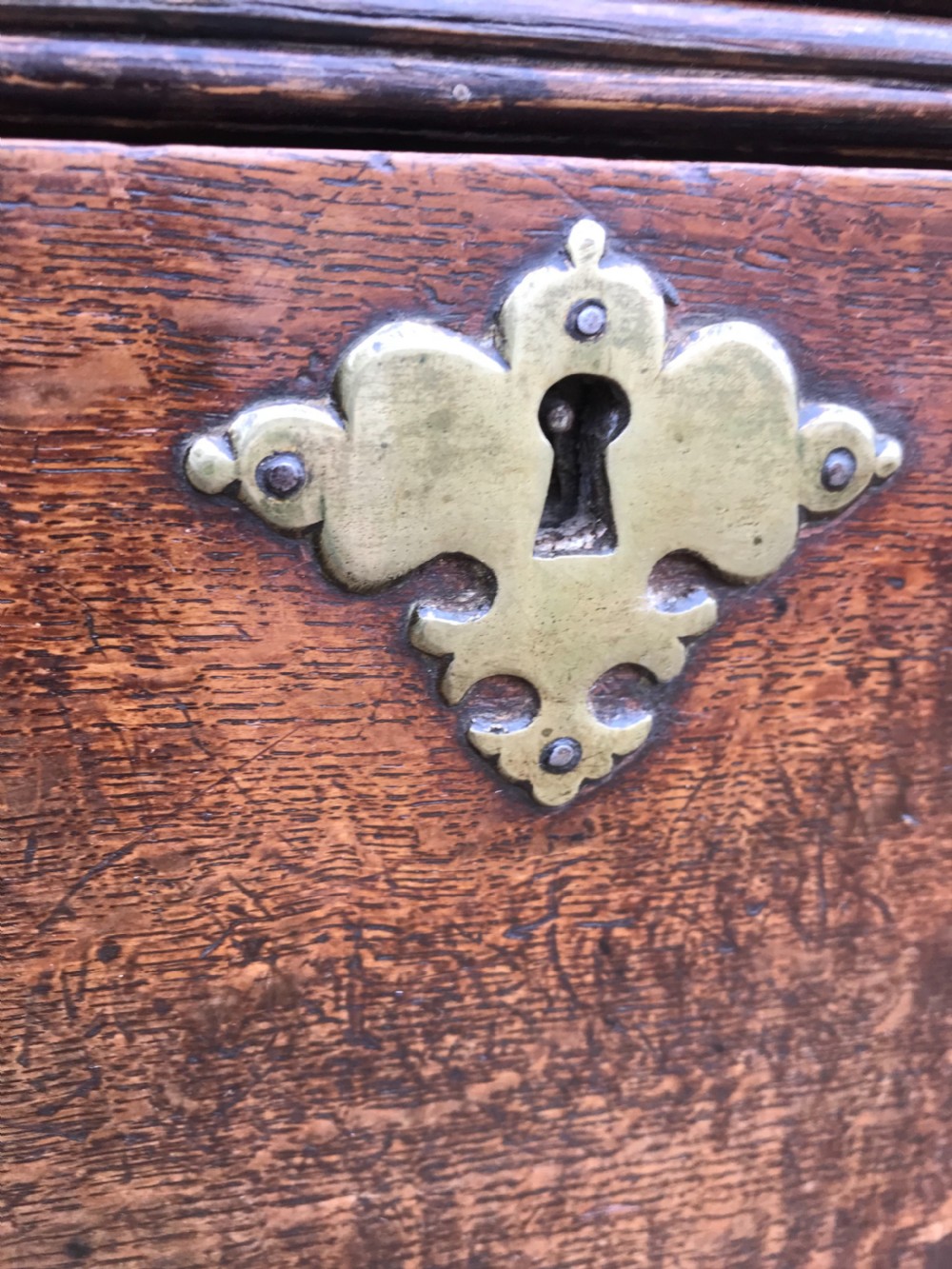 Georgian Oak Chest of Drawers  View VII