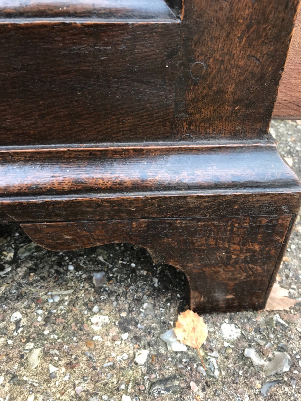 Georgian Oak Chest of Drawers  View XIV