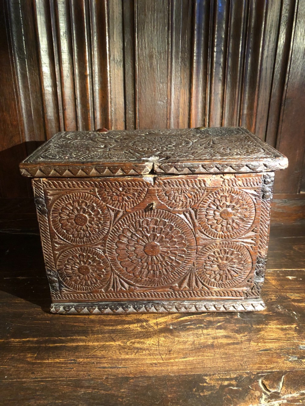 Early Oak Box