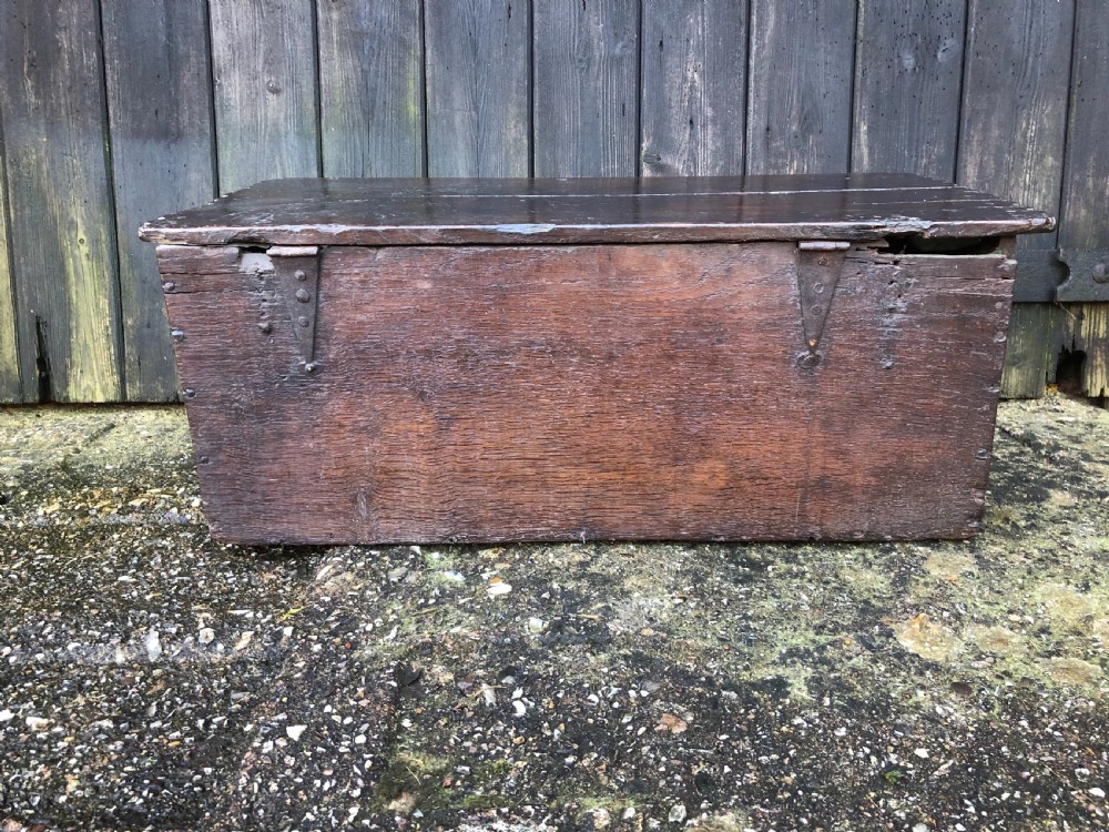 Early Oak Box View VII