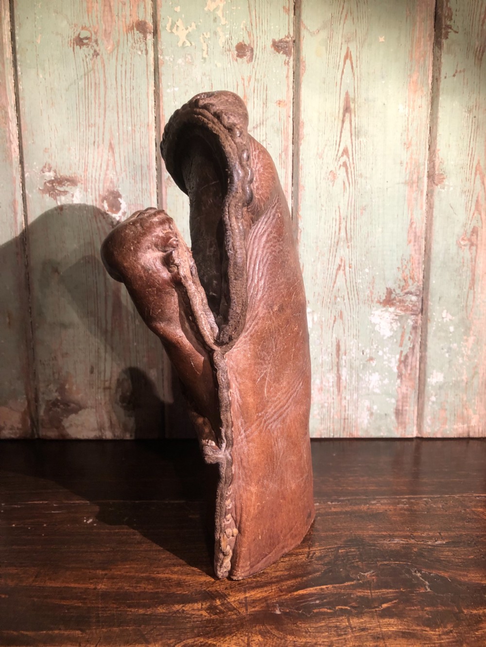Leather Hedger’s Mitt View II