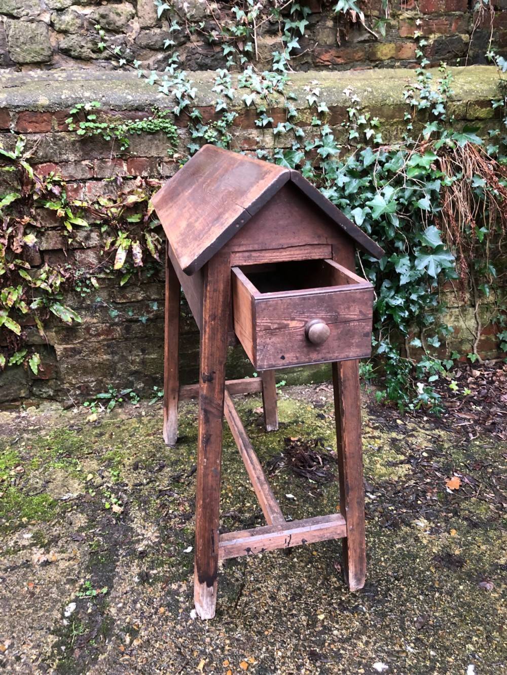 Antique Saddle Stand View X