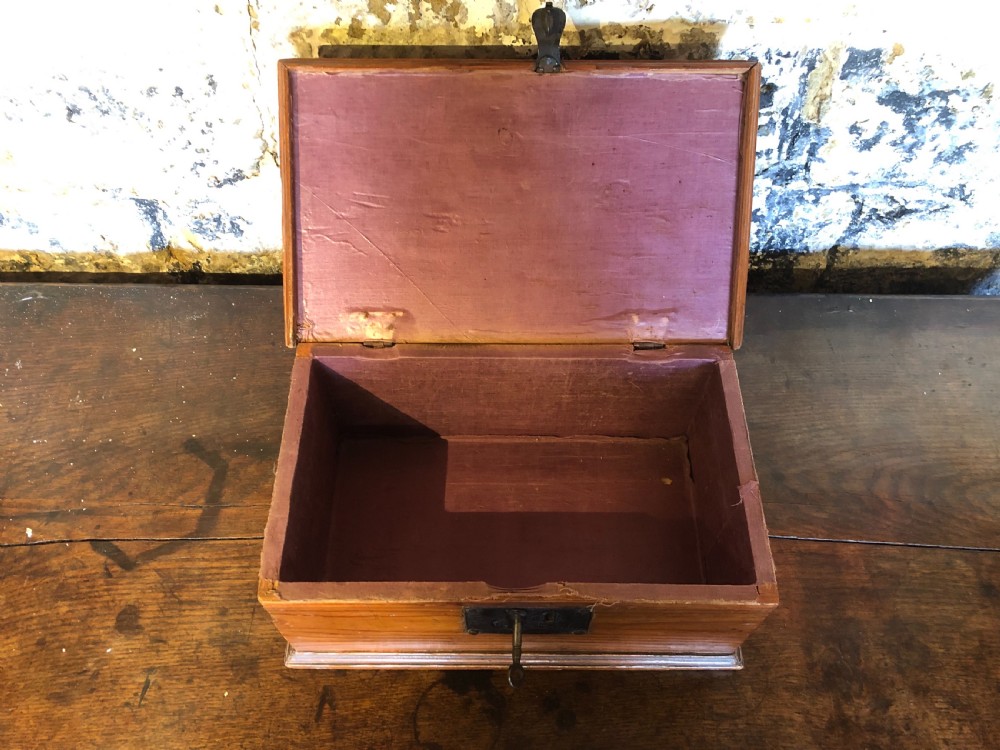 Early Pine Box View III