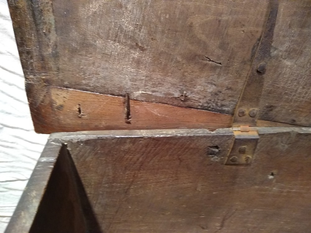 16th century oak plank coffer View XII