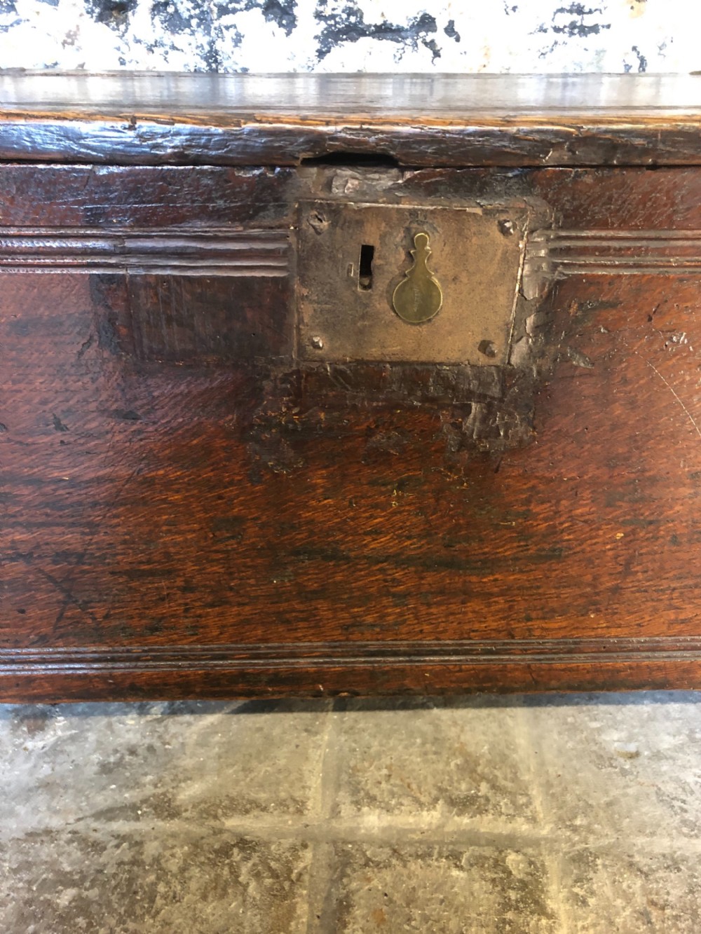 Early Oak Coffer View IV