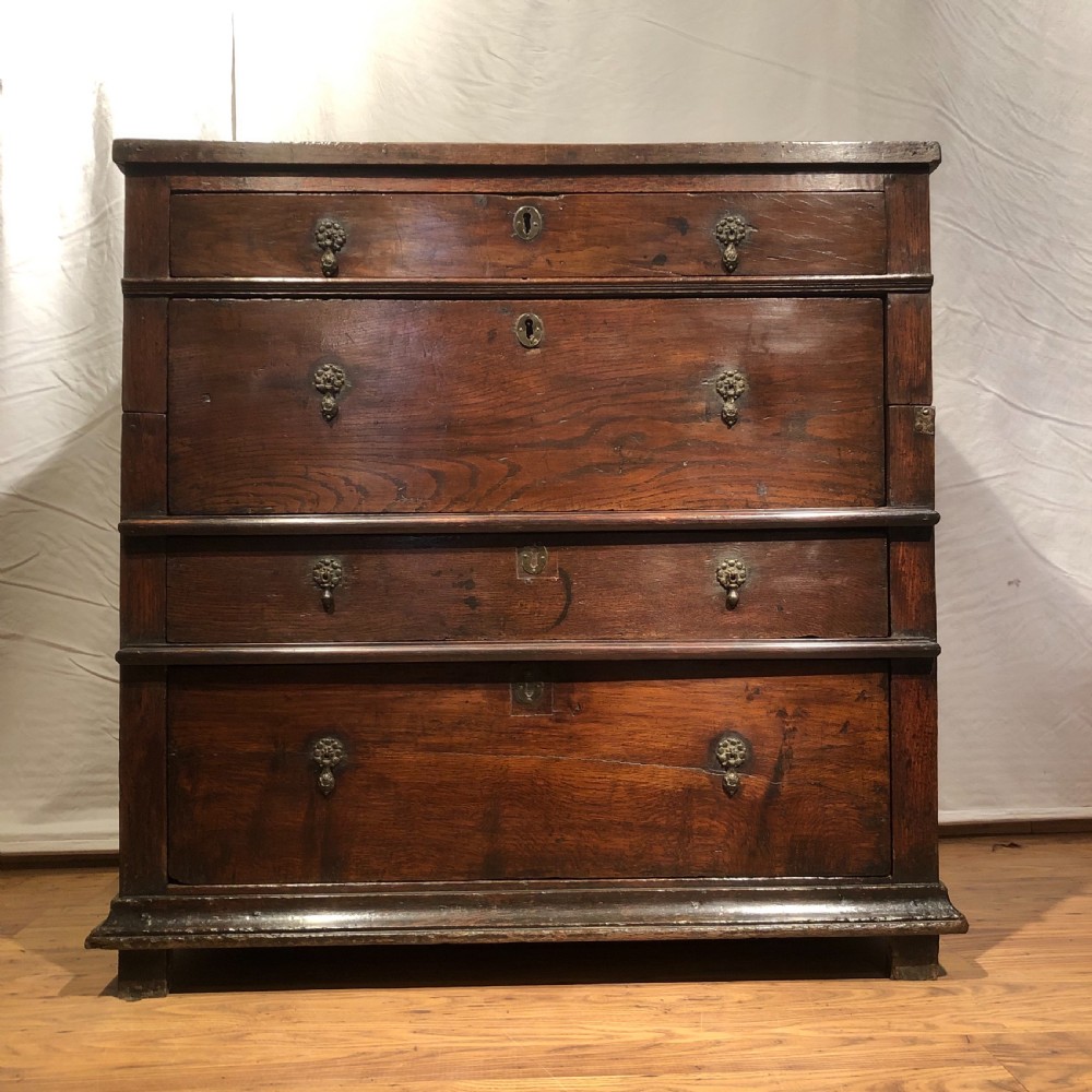 Early Chest of Drawers 
