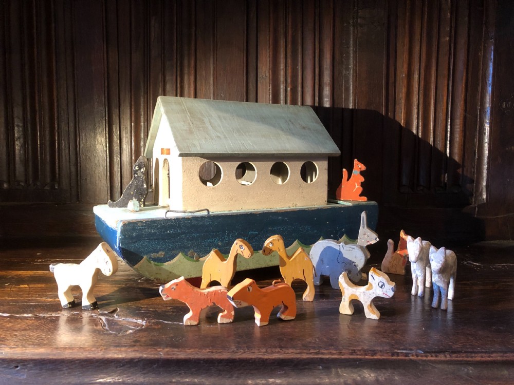 Wooden Ark and Animals