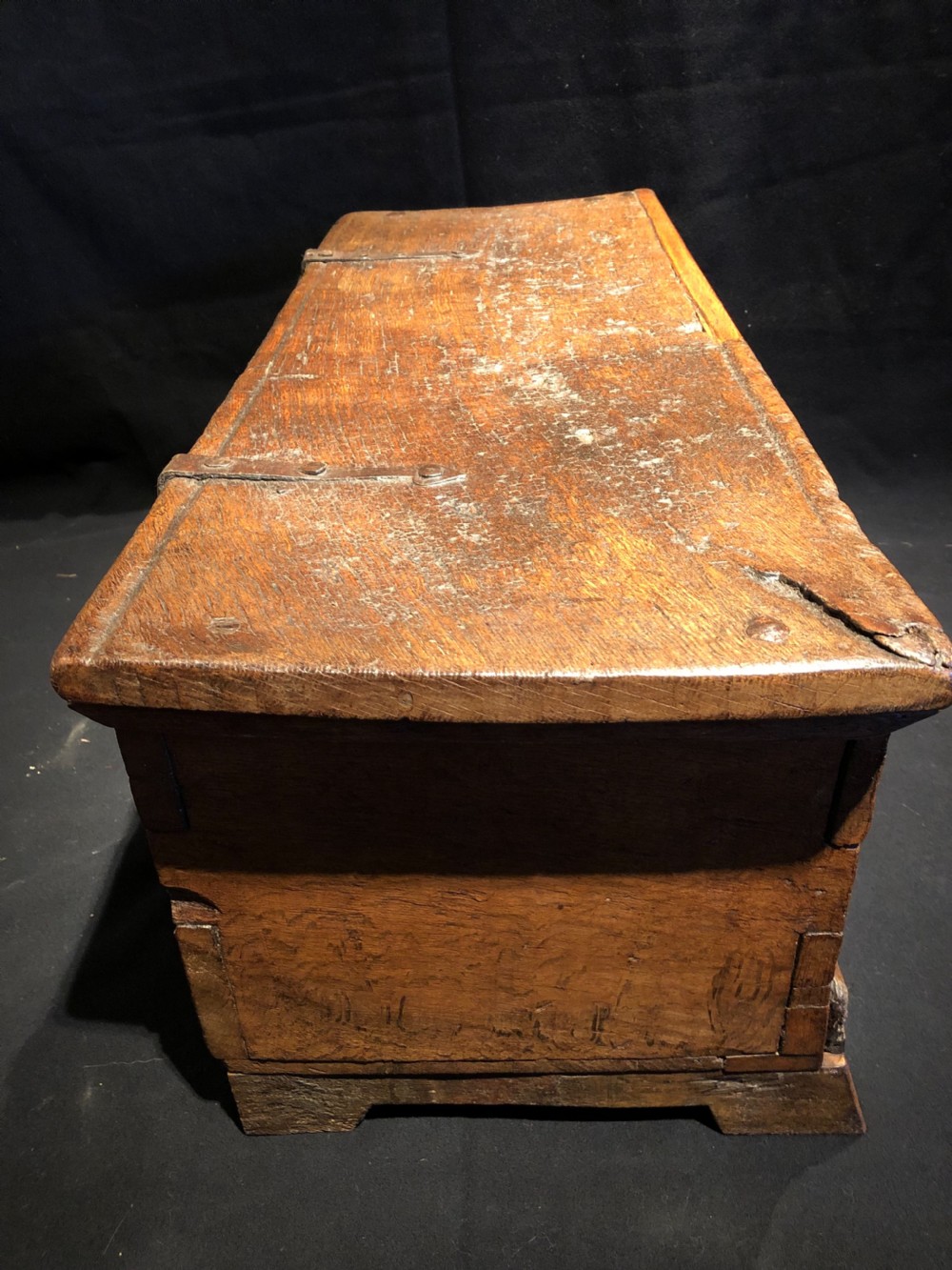 Small Oak Coffer View XI