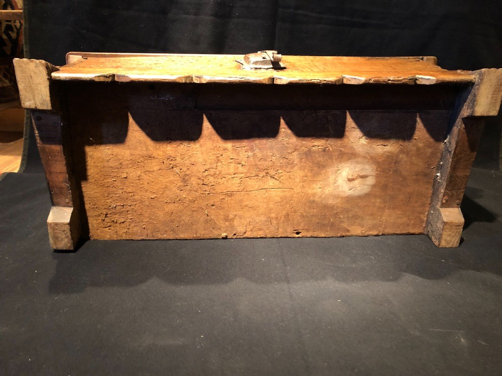 Small Oak Coffer View XIV