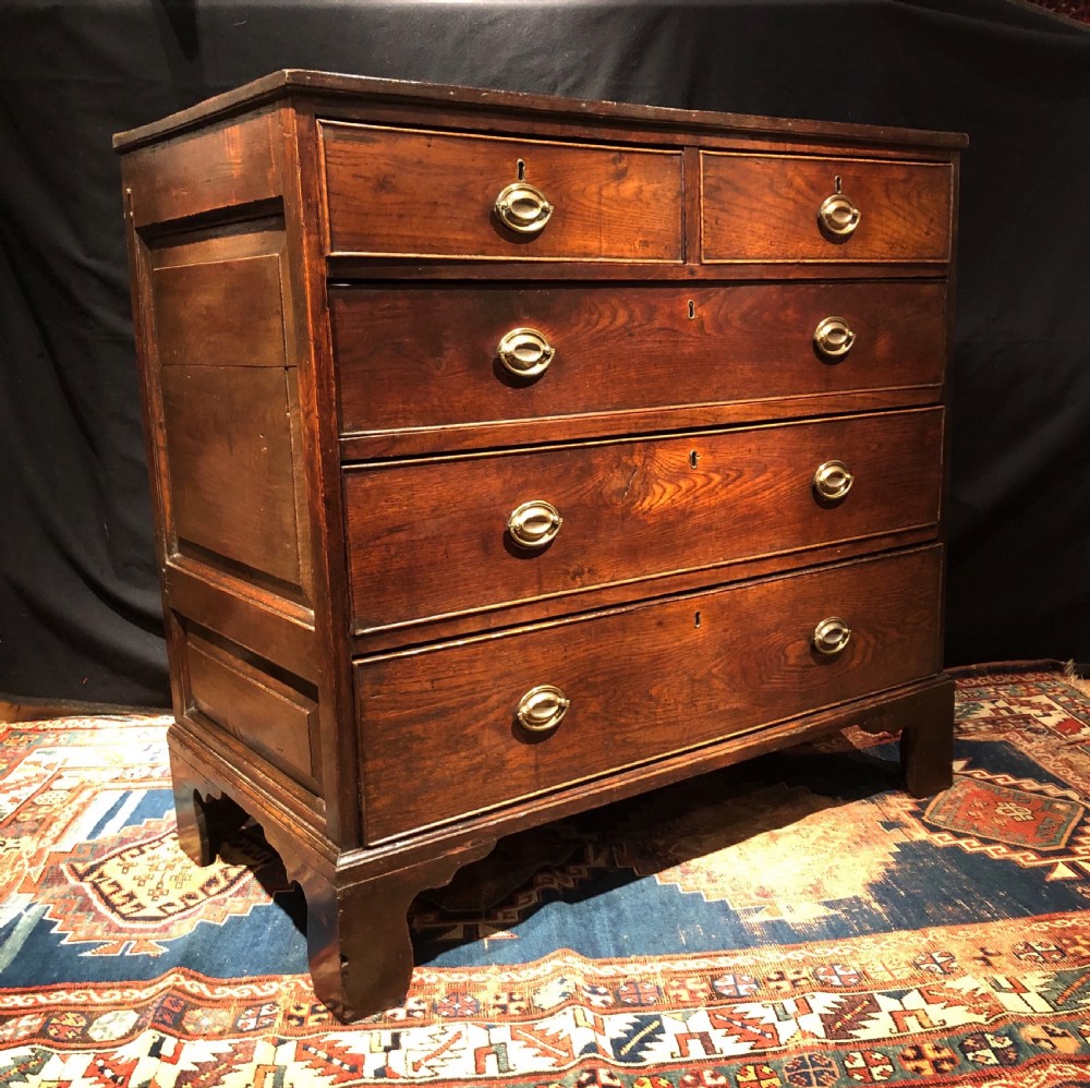 Early Chest of Drawers 