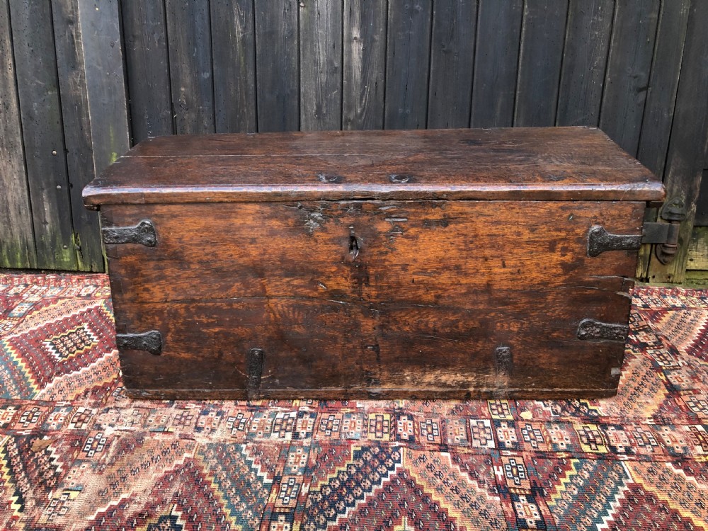 Early Oak Maritime Chest View V